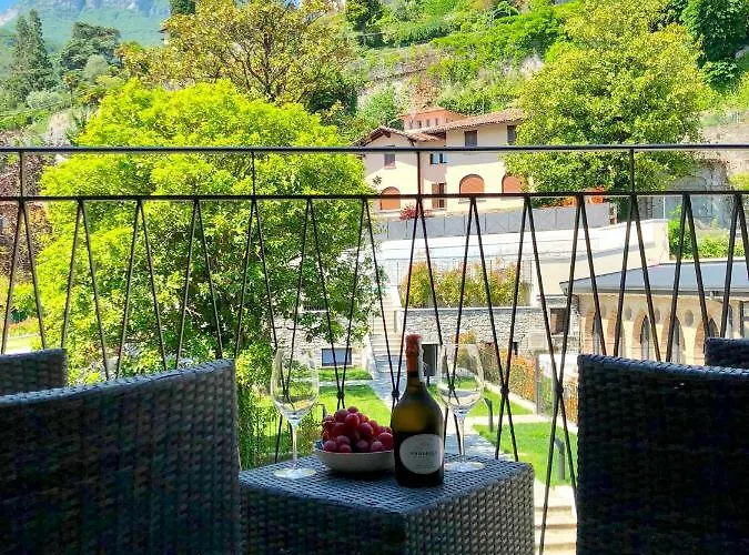 Castelli Delux * Menaggio