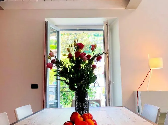 Castelli Delux Apartment Menaggio